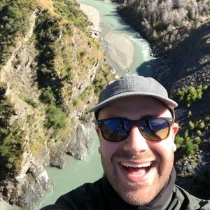 Meet your Posher, Stephen